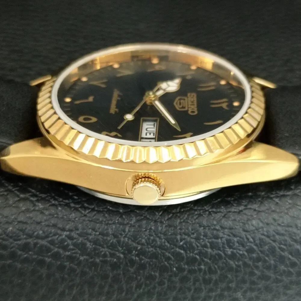 Vintage 1986 Seiko Automatic Mens Gold Watch W/daydate & Gold accents